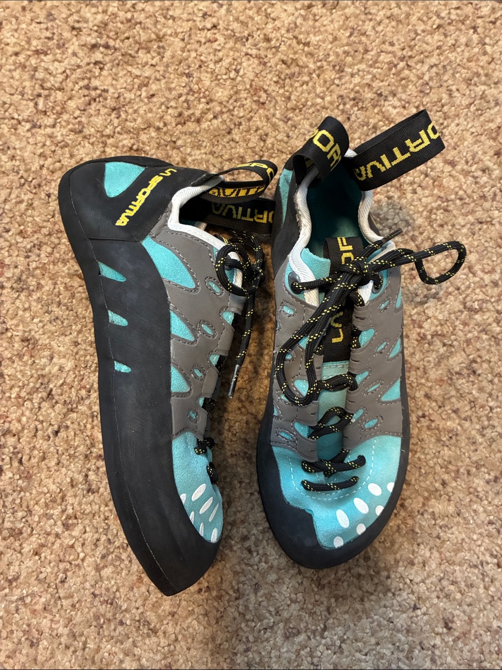 La Sportiva Teal and Gray Women's Lace-Up Climbing Shoes
